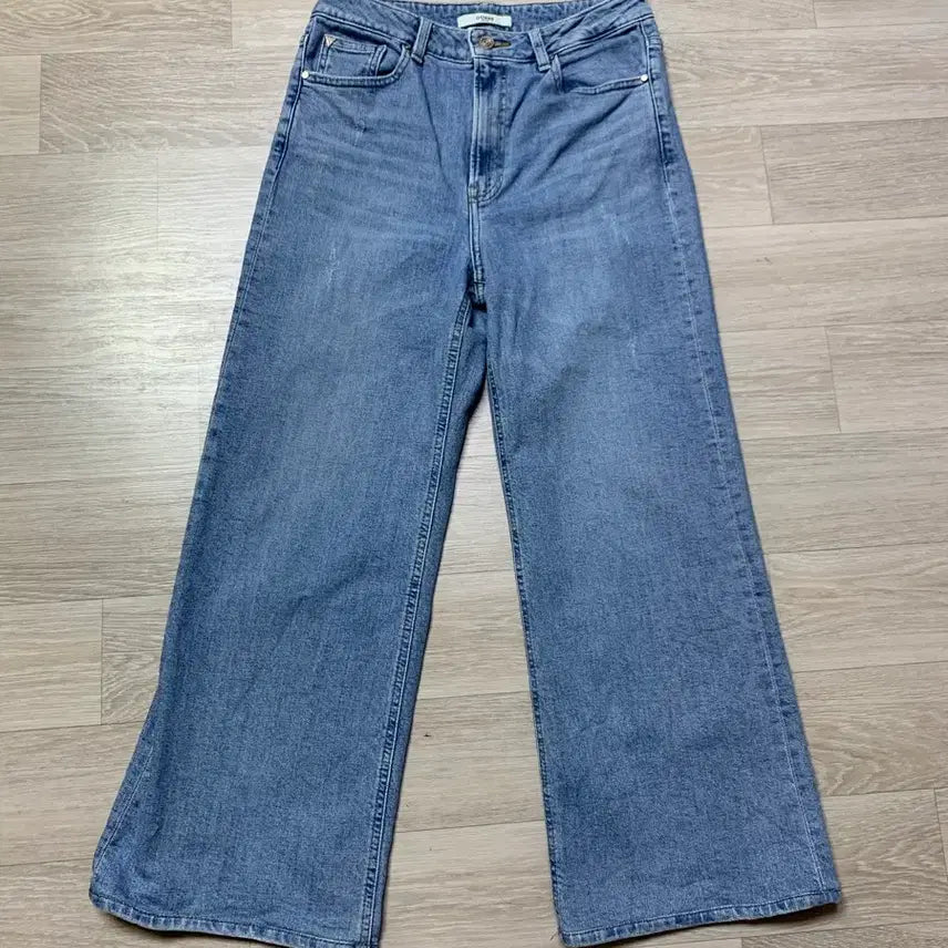 [SOLD OUT] 게스 연청 와이드 데님 팬츠