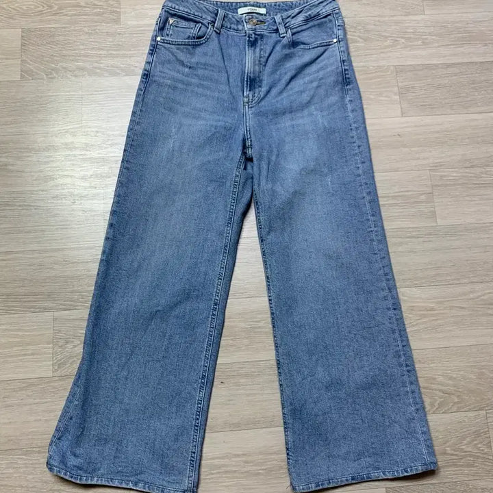 [SOLD OUT] 게스 연청 와이드 데님 팬츠