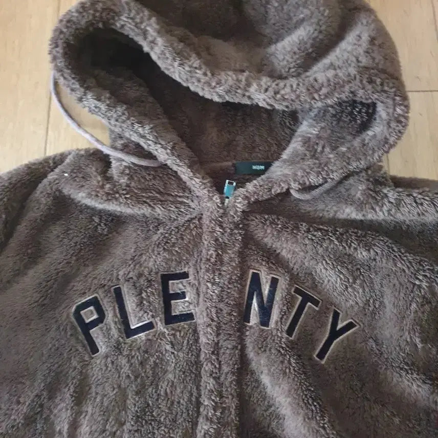 [BUNJANG] HUM 흄 PLENTY 후리스 후드집업 M(95~100) / HUM 흄 PLENTY 후리스 후드집업 M(95~100)