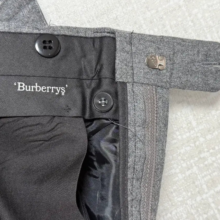 [BUNJANG] Burberry Vintage Suit Pants Bundle Set / 버버리 정품 빈티지 정장바지 4장 일괄