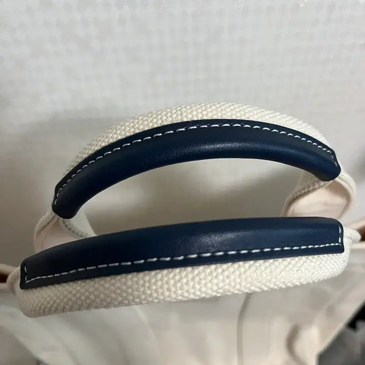 [SOLD OUT] 토리버치 캔버스 토트백 새상품 판매합니다.