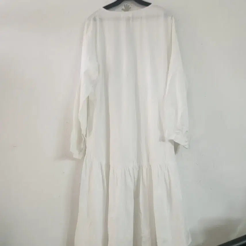[BUNJANG] White Long Flare Dress / 화이트 롱 원피스 플레어 스타일