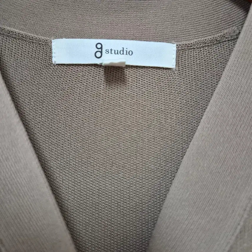[BUNJANG] G Studio V-Neck Knit Vest (2 Pieces) / g studio 브이넥 니트 베스트  2개