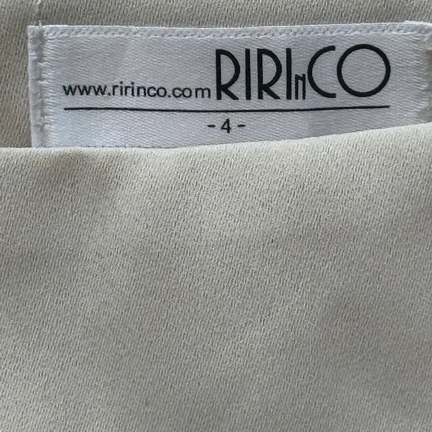[BUNJANG] Lirienko Plus Size Ivory Square Neck Sleeveless Blouse / 리리앤코 빅사이즈 아이보리 스퀘어넥 나시 블라우스