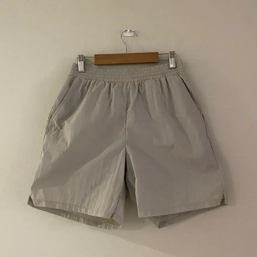 [BUNJANG] Guess Gray Athletic Shorts / 게스 운동복 팬츠 반바지 그레이