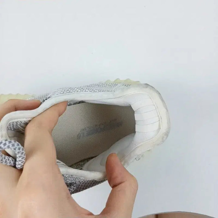 [SOLD OUT] 아디다스/이지부스트 350 V2 스태틱 리플렉티브/라덴