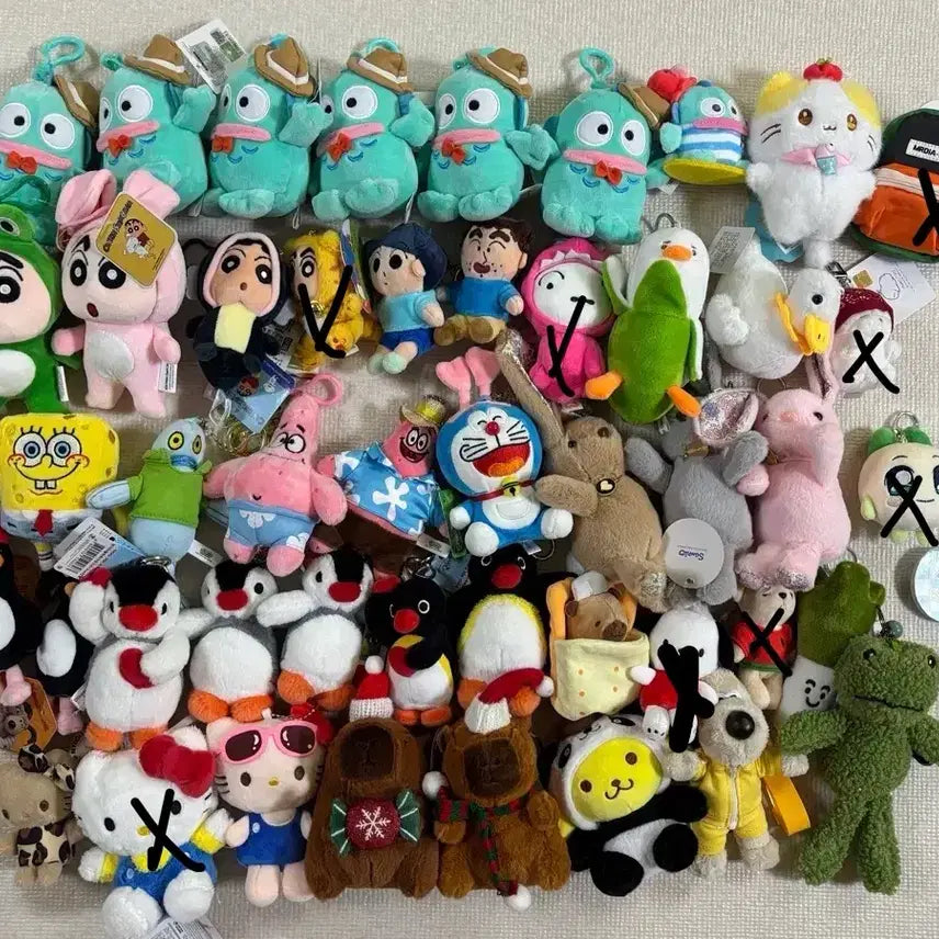 [BUNJANG] Sanrio Kitty, Crayon Shin-chan, Keycap Keyring / 산리오/ 키티/ 짱구/ 키캡 등 키링 인형 팝니다