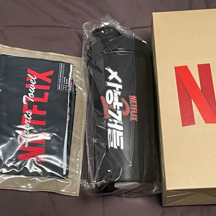 [BUNJANG] Netflix Bloodhounds Pop-up Event Bundle / 사냥개들2 팝업이벤트 굿즈