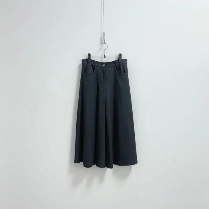 [BUNJANG] Club Monaco A-Line Denim Pattern Skirt / 클럽모나코 데님라이크 코튼 에이라인 스커트 맞주름 디자인 한섬