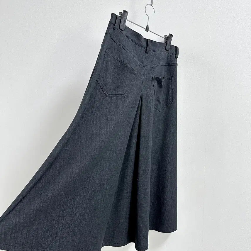 [BUNJANG] Club Monaco A-Line Denim Pattern Skirt / 클럽모나코 데님라이크 코튼 에이라인 스커트 맞주름 디자인 한섬