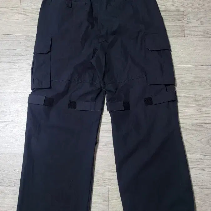 [SOLD OUT] 준지 벨크로 스트랩 카고 팬츠