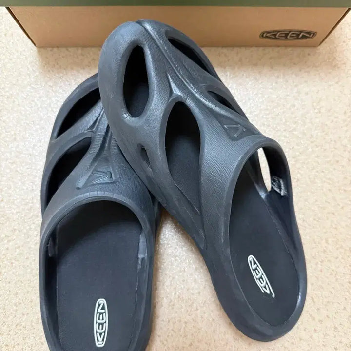 [SOLD OUT] [260] 킨 샨티