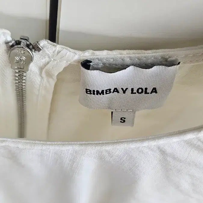 [BUNJANG] Bimba Y Lola Ivory Top S / 빔바이롤라 아이보리  탑 S