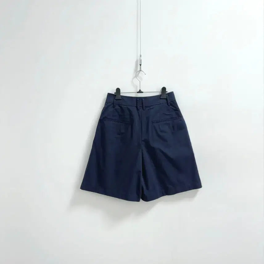 [BUNJANG] Alte Pleated Half Pants / 알테 핀턱 하프 팬츠