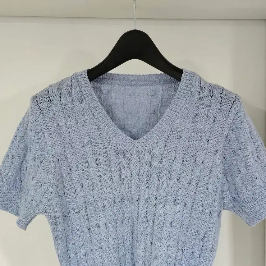 [BUNJANG] Sky Blue Crop Knit Top / 스카이 블루 니트 44~55