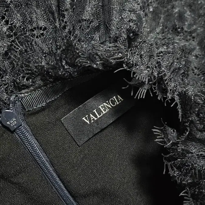 [SOLD OUT] VALENCIA 상태굿 남색 레이스 원피스..
