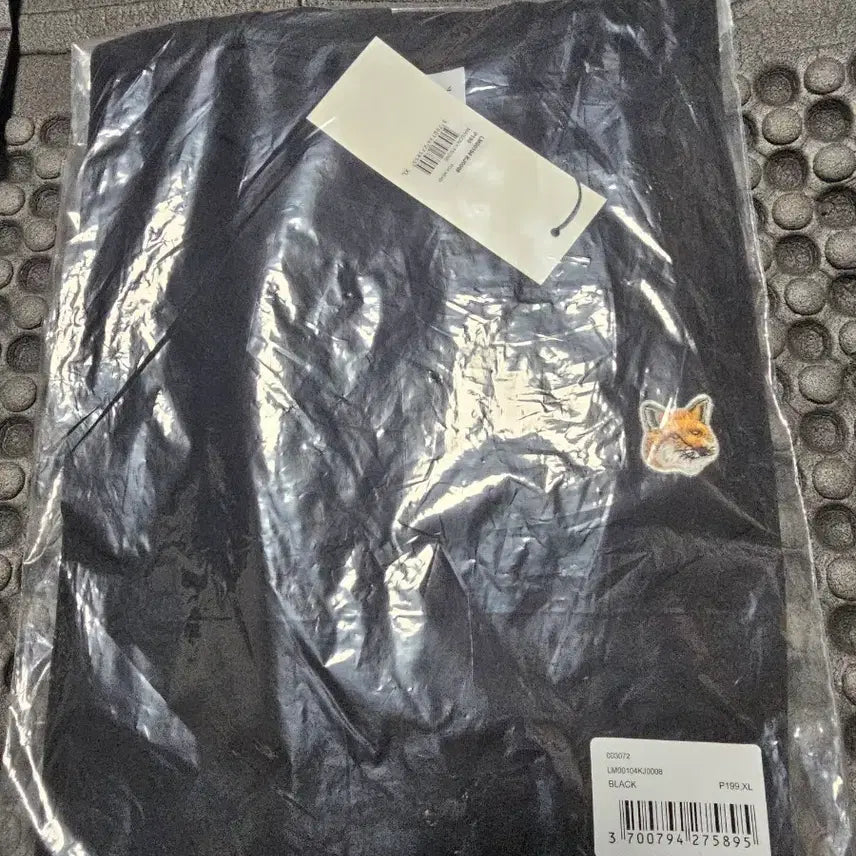 [BUNJANG] Maison Kitsune Fox Patch Black T-shirt XL / 메종키츠네 폭스 패치 블랙 반팔 XL