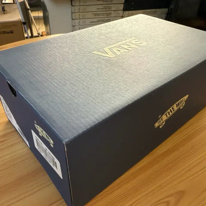 [BUNJANG] Vans Old Skool 36 LX Black/White Sneakers / 반스 올드스쿨 36 LX 블랙/화이트