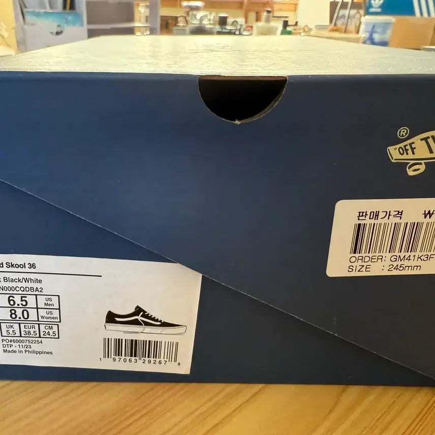 [BUNJANG] Vans Old Skool 36 LX Black/White Sneakers / 반스 올드스쿨 36 LX 블랙/화이트