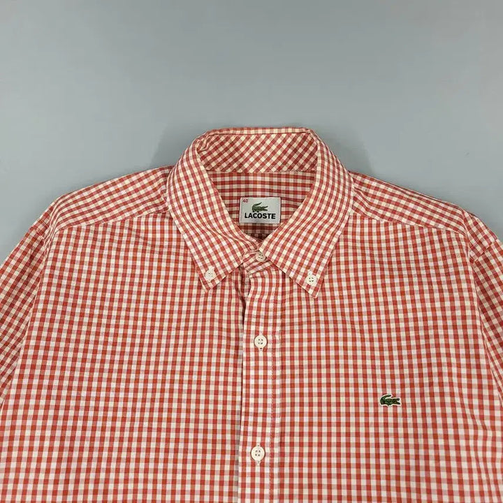 [BUNJANG] Lacoste Gingham Check Button-Down Cotton Shirt / 라코스테 화이트 레드 배색 깅엄체크 크록로고 버튼다운 코튼 남방 셔츠 M