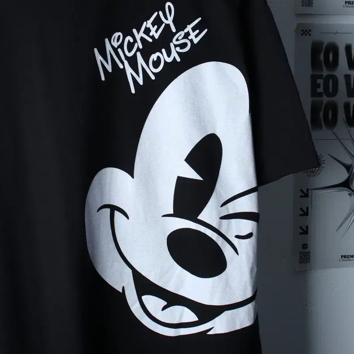 [BUNJANG] W(F) Disney Mickey Mouse Black T-Shirt / W(F) 디즈니 반팔 티셔츠 빅사이즈 미키마우스 블랙 한정판-184FC