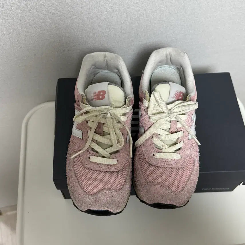 [SOLD OUT] 뉴발란스 574 핑크 240