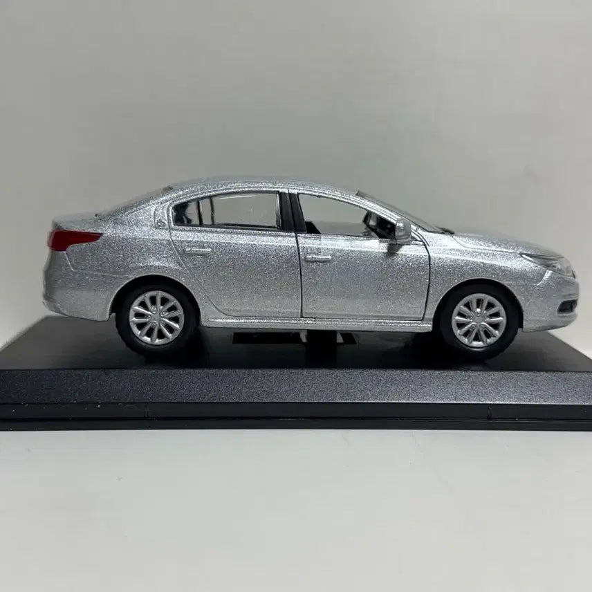 [BUNJANG] Renault Samsung SM5 Silver Diecast Model / 르노 삼성 SM5 실버