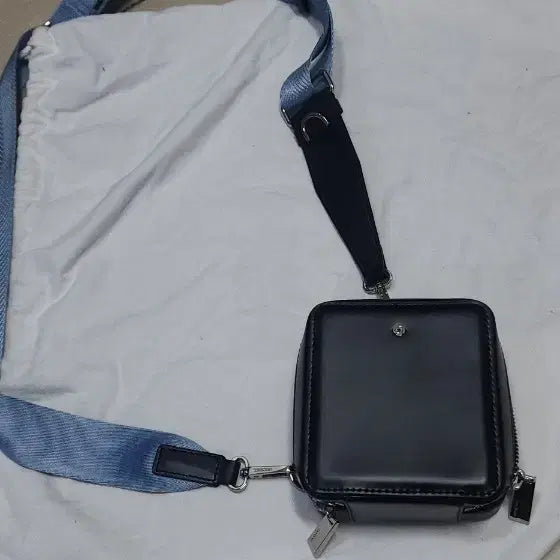 [BUNJANG] Samsonite Z Flip Mini Crossbody Bag / 쌤소나이트 Z플립 미니크로스백