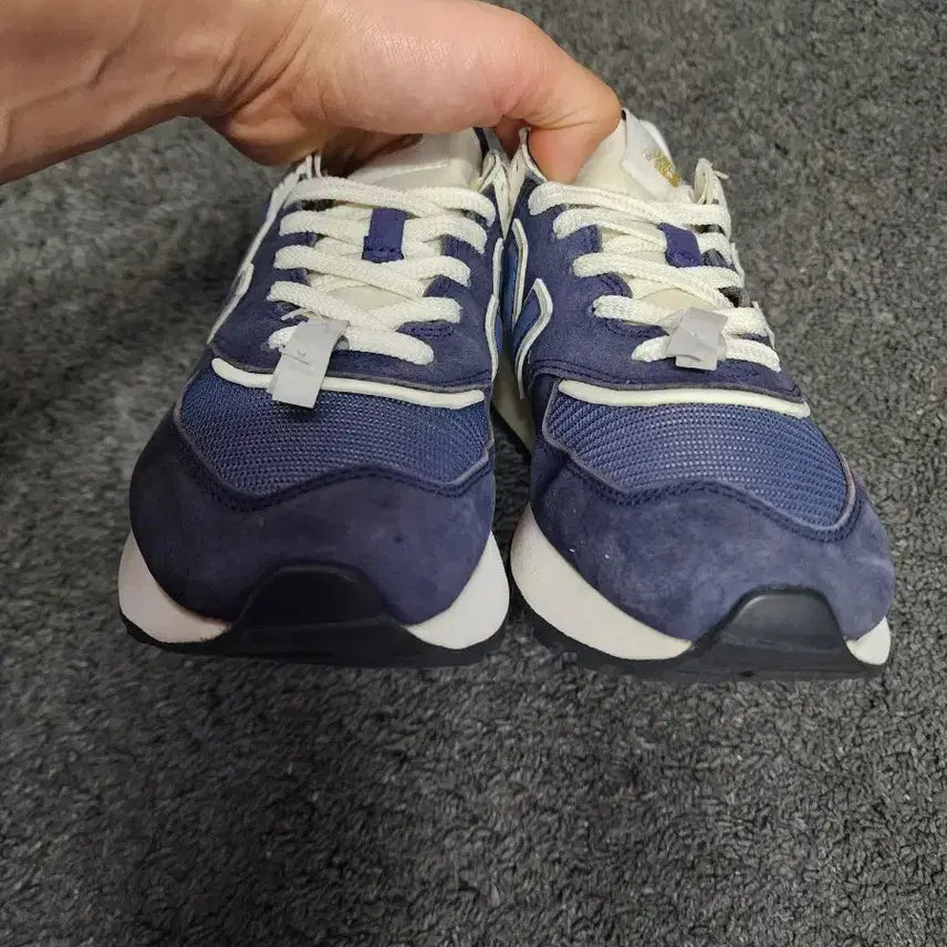 [BUNJANG] New Balance 574 Navy Sneakers / 뉴발란스 574 네이비 245사이즈