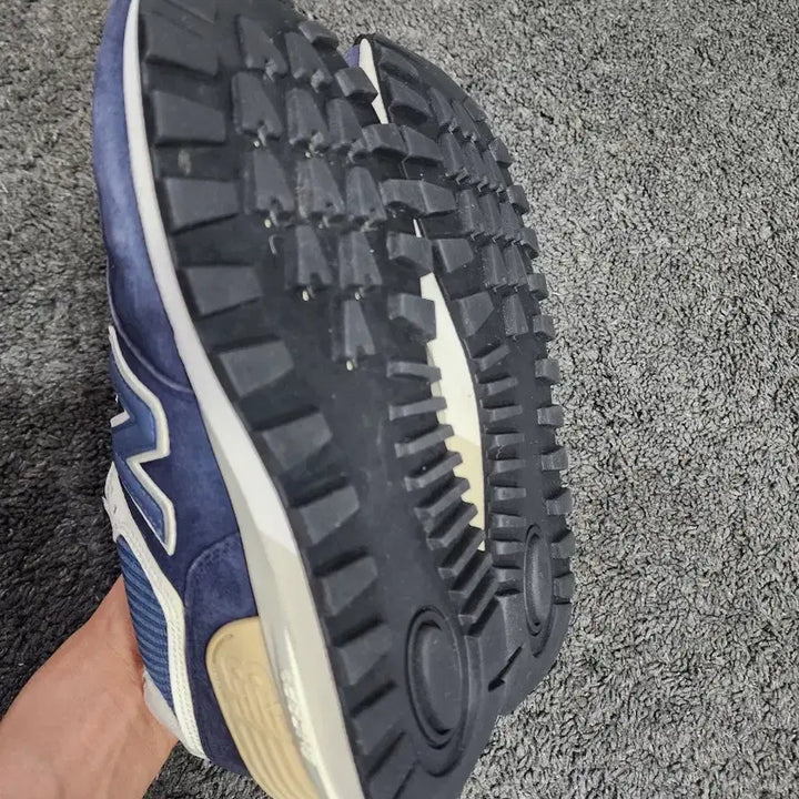 [BUNJANG] New Balance 574 Navy Sneakers / 뉴발란스 574 네이비 245사이즈