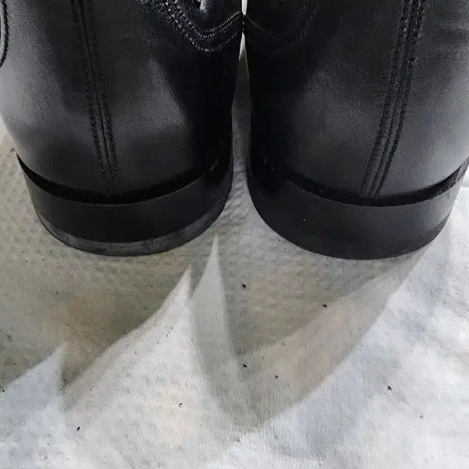 [SOLD OUT] 발리 남성구두 사이즈8.5(275) 상태좋아요