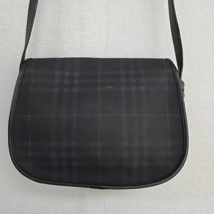 [BUNJANG] Burberry Nova Check Crossbody Bag / 버버리 노바체크  크로스백