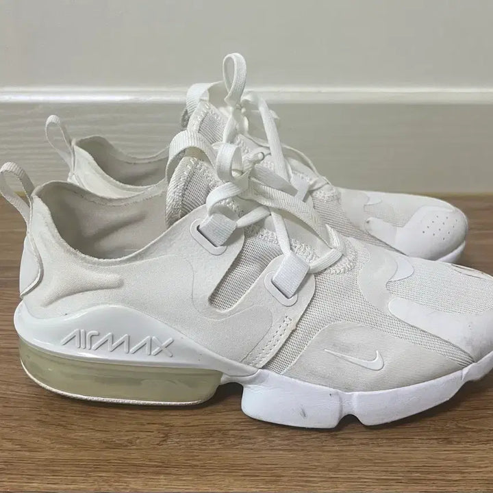 [BUNJANG] Nike Air Max Infinity Sneakers 240 / 나이키 에어맥스 인피니티 운동화 240