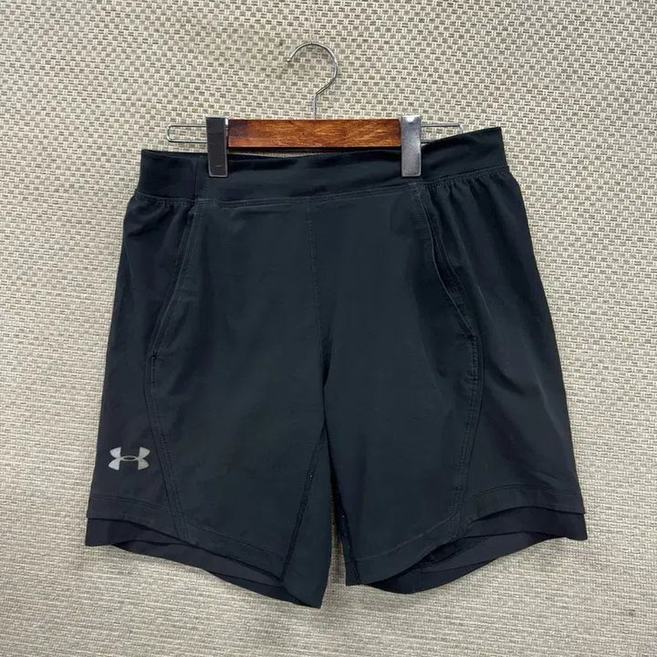 [BUNJANG] Under Armour Training Shorts L / 언더아머 트레이닝 츄리닝 반바지 L A09989