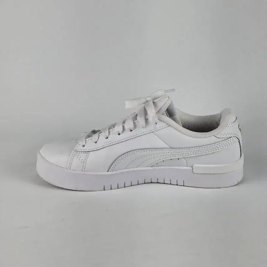 [BUNJANG] Puma Zada Renew White Sneakers / 푸마 자다 리뉴 화이트 스니커즈 운동화 230.ㄷ