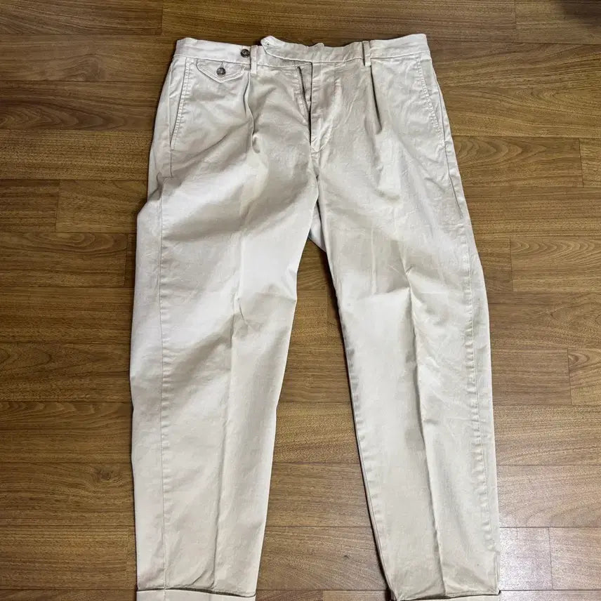[SOLD OUT] 베이지색 남성 면바지