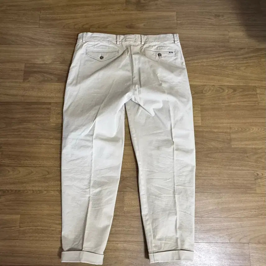 [SOLD OUT] 베이지색 남성 면바지