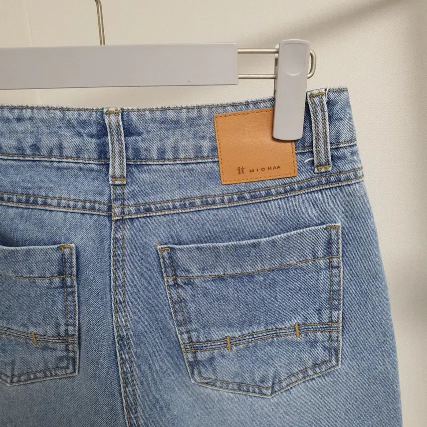 [BUNJANG] It MICHAA Light Blue Denim Jeans / 잇미샤 연청 청바지