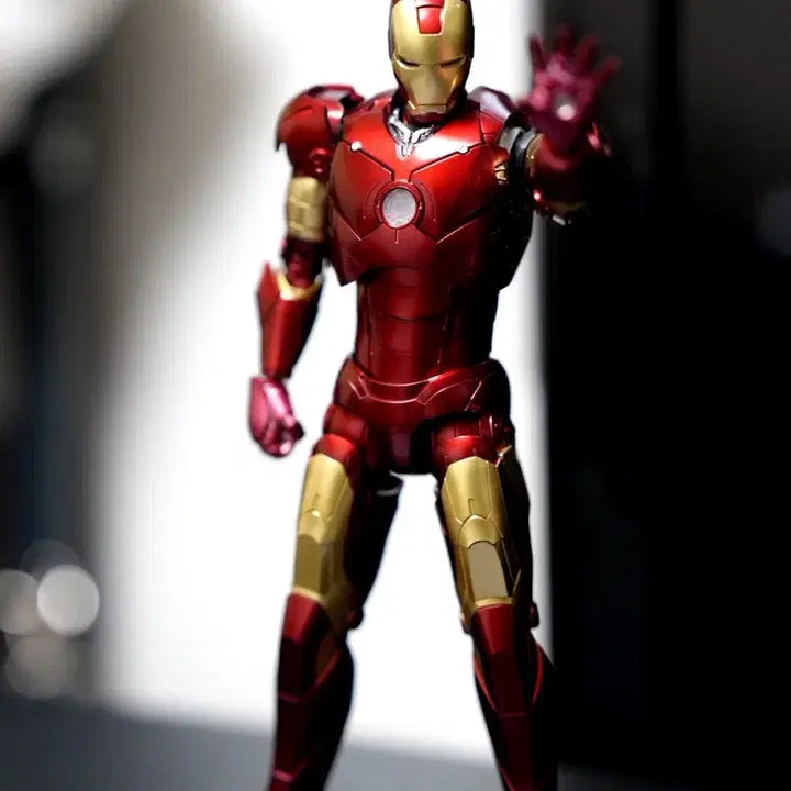 [BUNJANG] Threezero Iron Man Mark 3 + Flashback Tony Head Figure / 쓰리제로 아이언맨 마크3 + 플래시백 토니 헤드