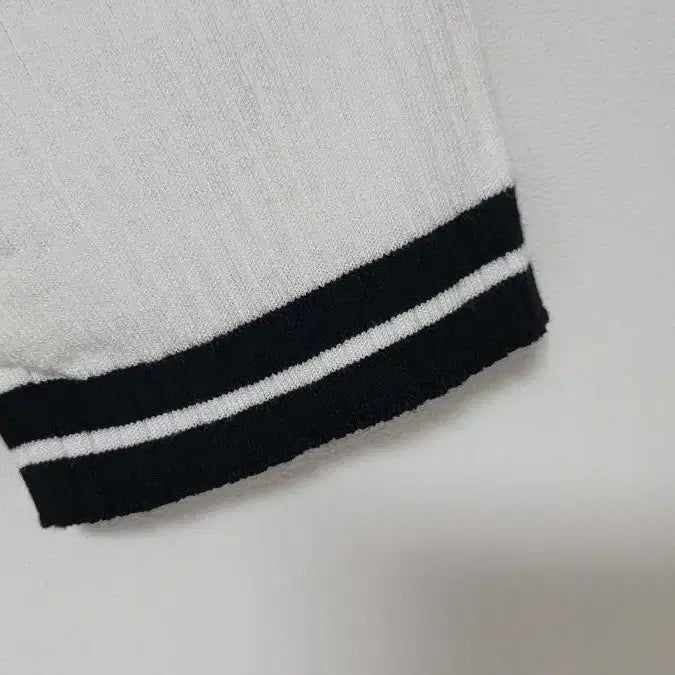 [BUNJANG] Cropped Collar Knit Top / 크롭 카라 니트 S