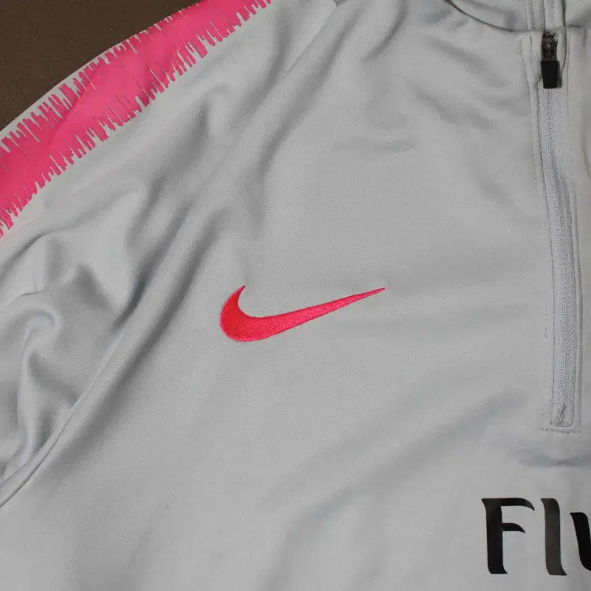 [BUNJANG] Nike Paris Saint-Germain Training Anorak Jacket / Nike 나이키 파리생제르망 트레이닝 아노락