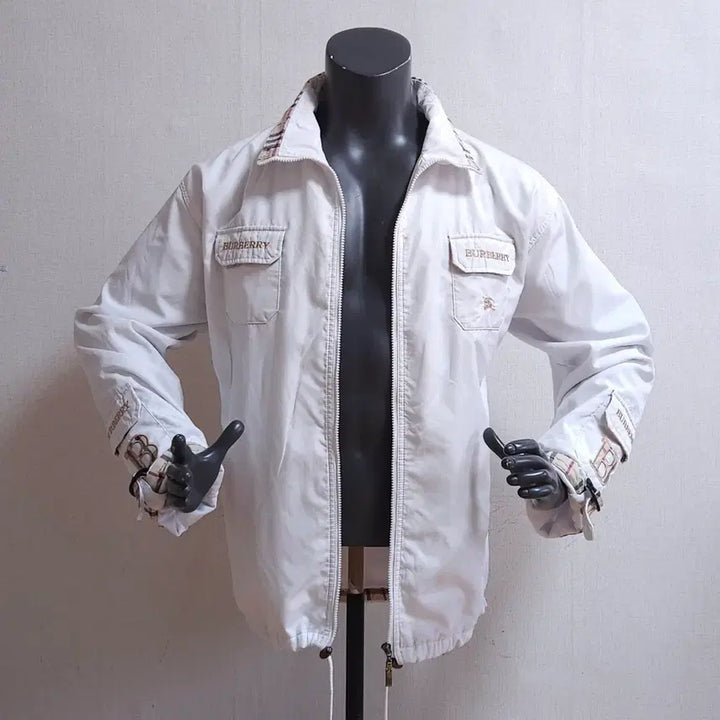 [SOLD OUT] 버버리 사파리형자켓 점퍼