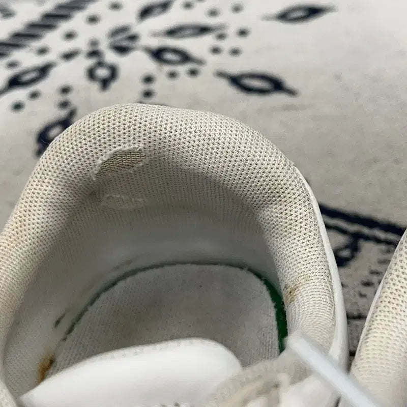 [BUNJANG] Lacoste Carnaby Evo Sneakers UK5 / 라코스테 카나비 에보 스니커즈 UK5 X00268