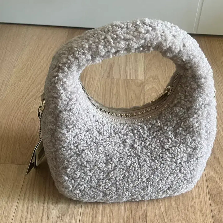 [SOLD OUT] UGG호주어그 어즈웨어 양털 미니 토트백 토프