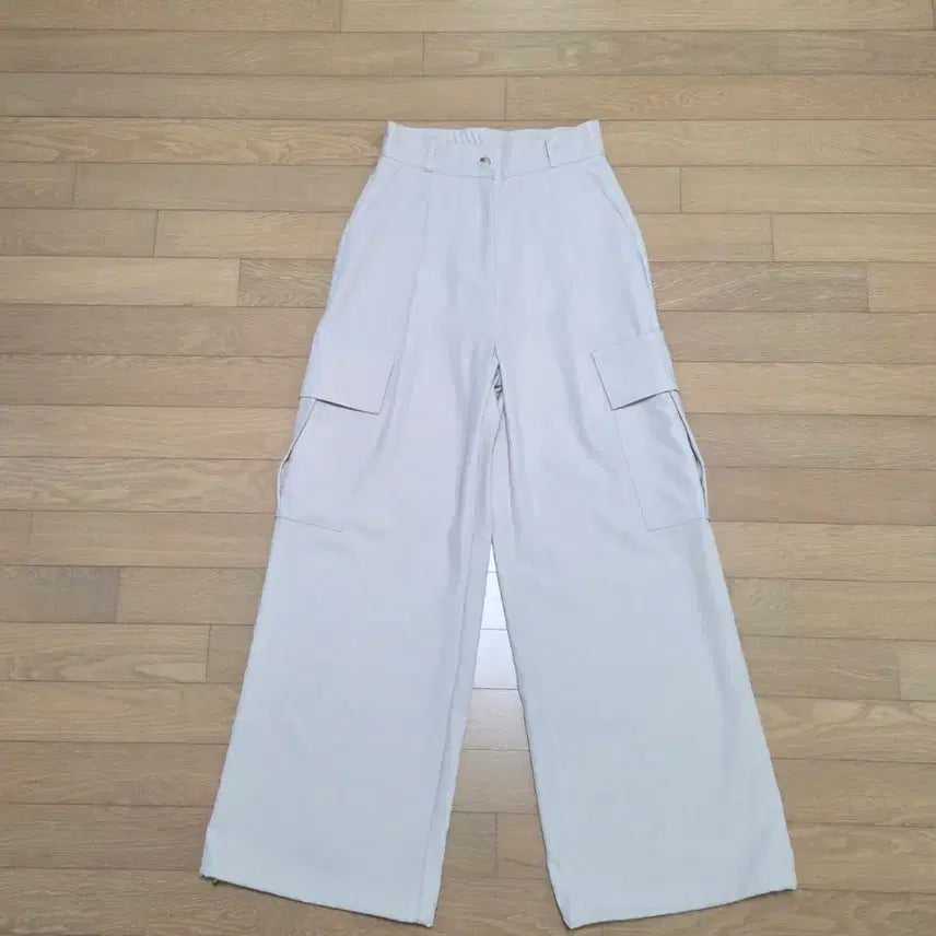 [BUNJANG] Beige Trousers M Size / 연베이지색상 바지M사이즈