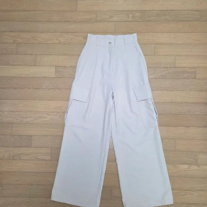 [BUNJANG] Beige Trousers M Size / 연베이지색상 바지M사이즈