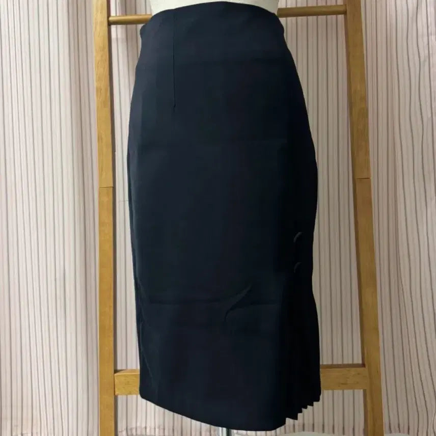 [BUNJANG] Black H-Line Midi Skirt / 블랙 H라인 미디 스커트