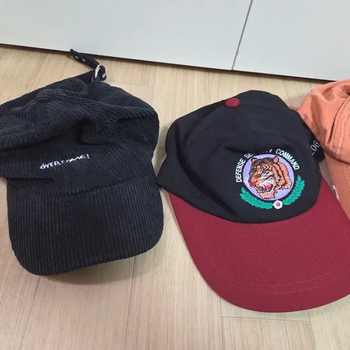 [BUNJANG] Assorted Hats Bundle Set / 모자 4개 일괄 판매