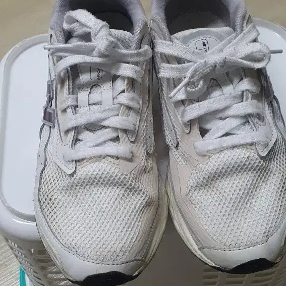 [BUNJANG] New Balance Sneakers / 신발