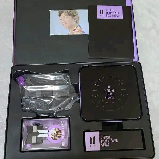 [BUNJANG] BTS Official Film Viewer Full Set + 4 Film Viewer Reels / (택포)(희귀)BTS 방탄소년단 오피셜 필름뷰어 풀세트+필름뷰어 릴 4개